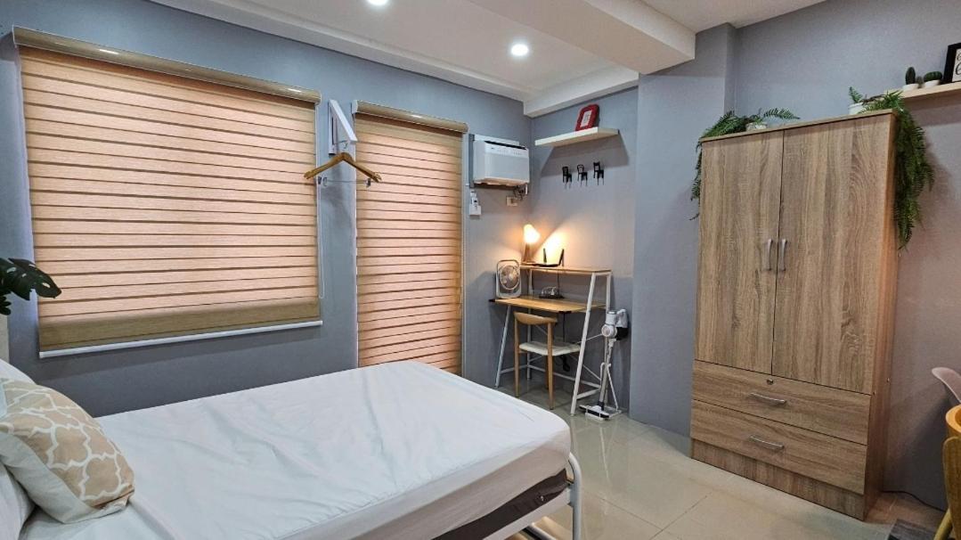 The Fika Room Near Mnl Airport - Scandi Studio Unit With Fast Wi-Fi & Netflix - Read Full Property Desc Before Booking Manilla Buitenkant foto