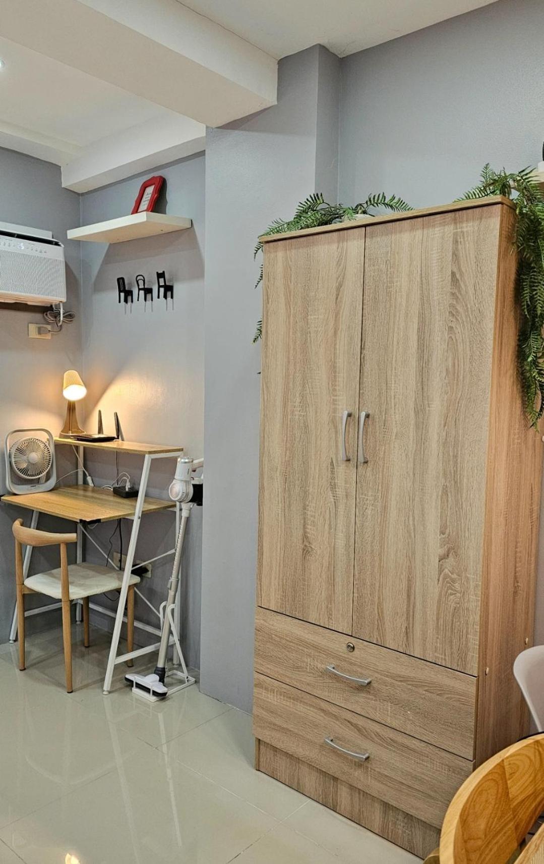The Fika Room Near Mnl Airport - Scandi Studio Unit With Fast Wi-Fi & Netflix - Read Full Property Desc Before Booking Manilla Buitenkant foto